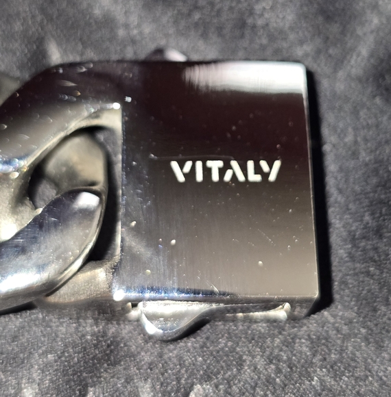 (PICTURES UPDATED) Vitaly RIOT Chain (2) (Silver and Black) - Picture 5 of 9